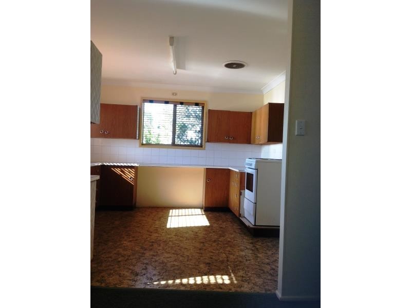 1/115a Canning Street, The Range QLD 4700